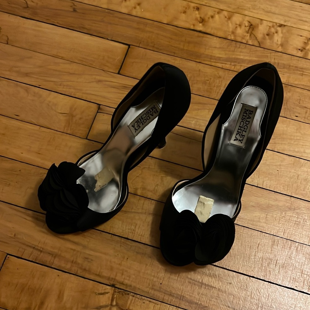 Badgley Mischka vintage super high satin pumps